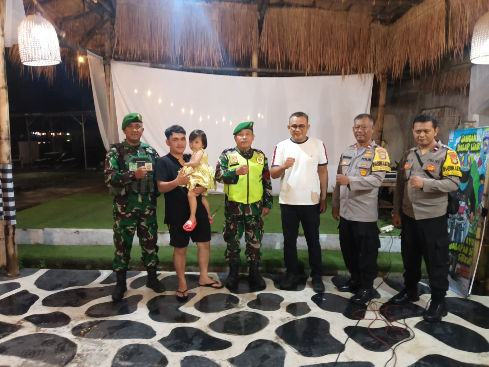 Sinergitas TNI-Polri Tingkatkan Keamanan di Bantar Gebang dan Mustikajaya