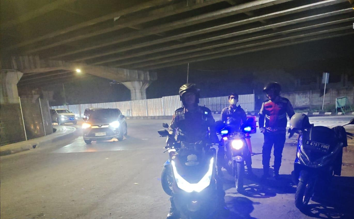 Jaga Jakarta+, Polisi Patroli KRYD Sisir Titik Rawan di Pademangan hingga Dini Hari