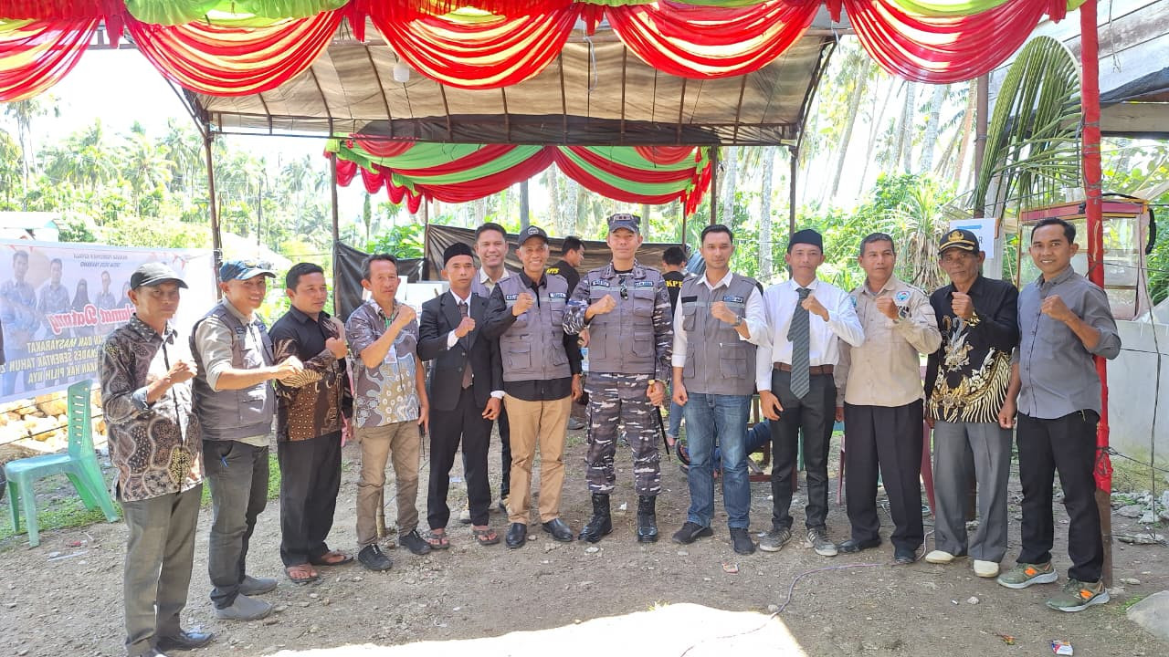 Lanal Simeulue Bersinergi Dengan Unsur Forkopimda Simeulue Dalam Rangka Sukseskan Pilkades Serentak Tahun 2025 di Wilayah Kabupaten Simeulue