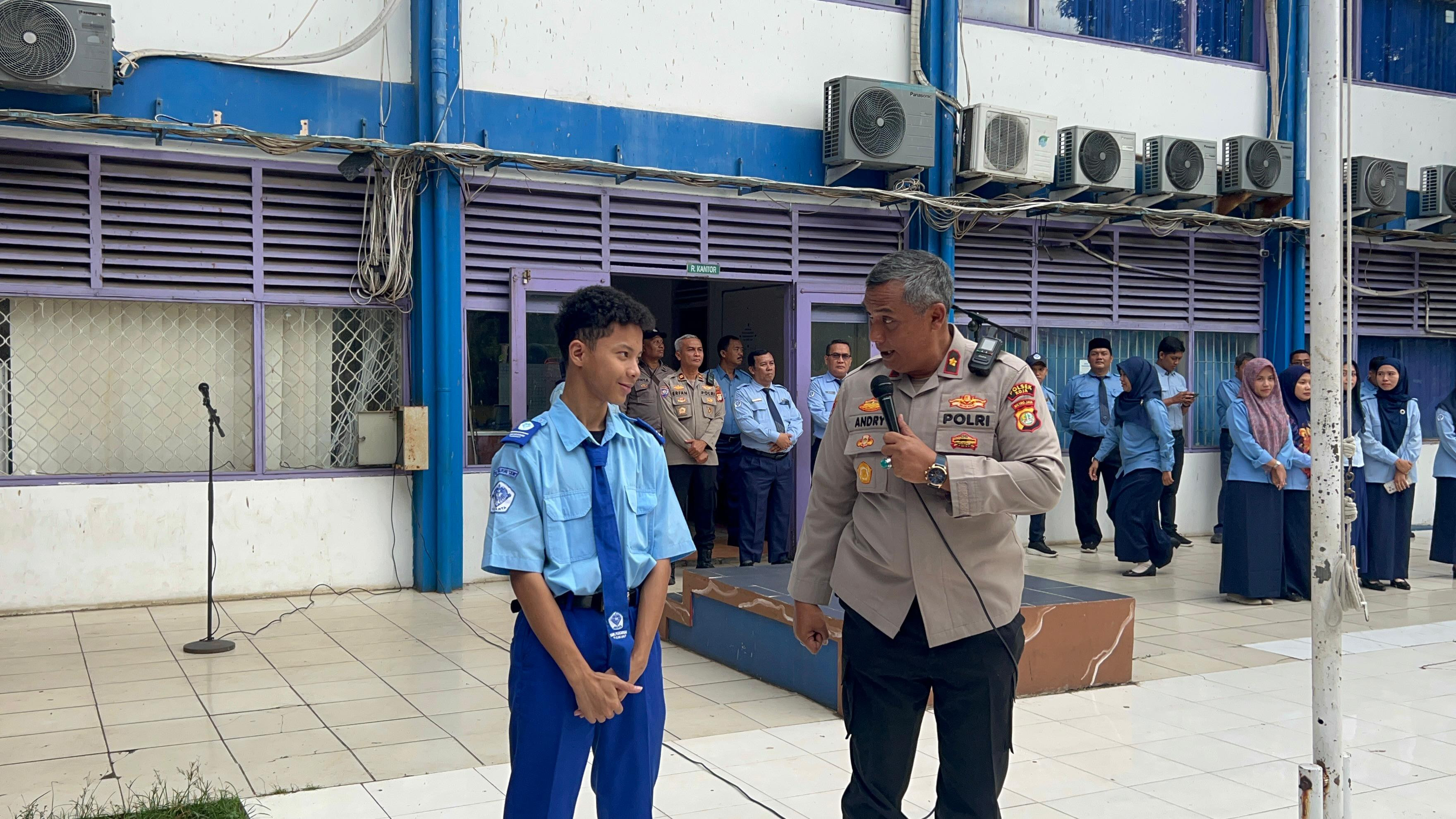 Polsek Koja Gelar Police Go To School, Tekankan Bahaya Tawuran dan Ajakan Unjuk Rasa pada Pelajar