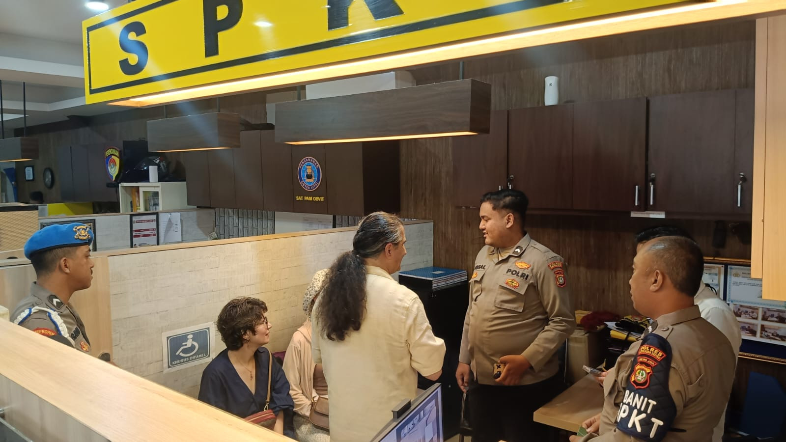 WNA asal Rusia Apresiasi Pelayanan Cepat Polres Kepulauan Seribu