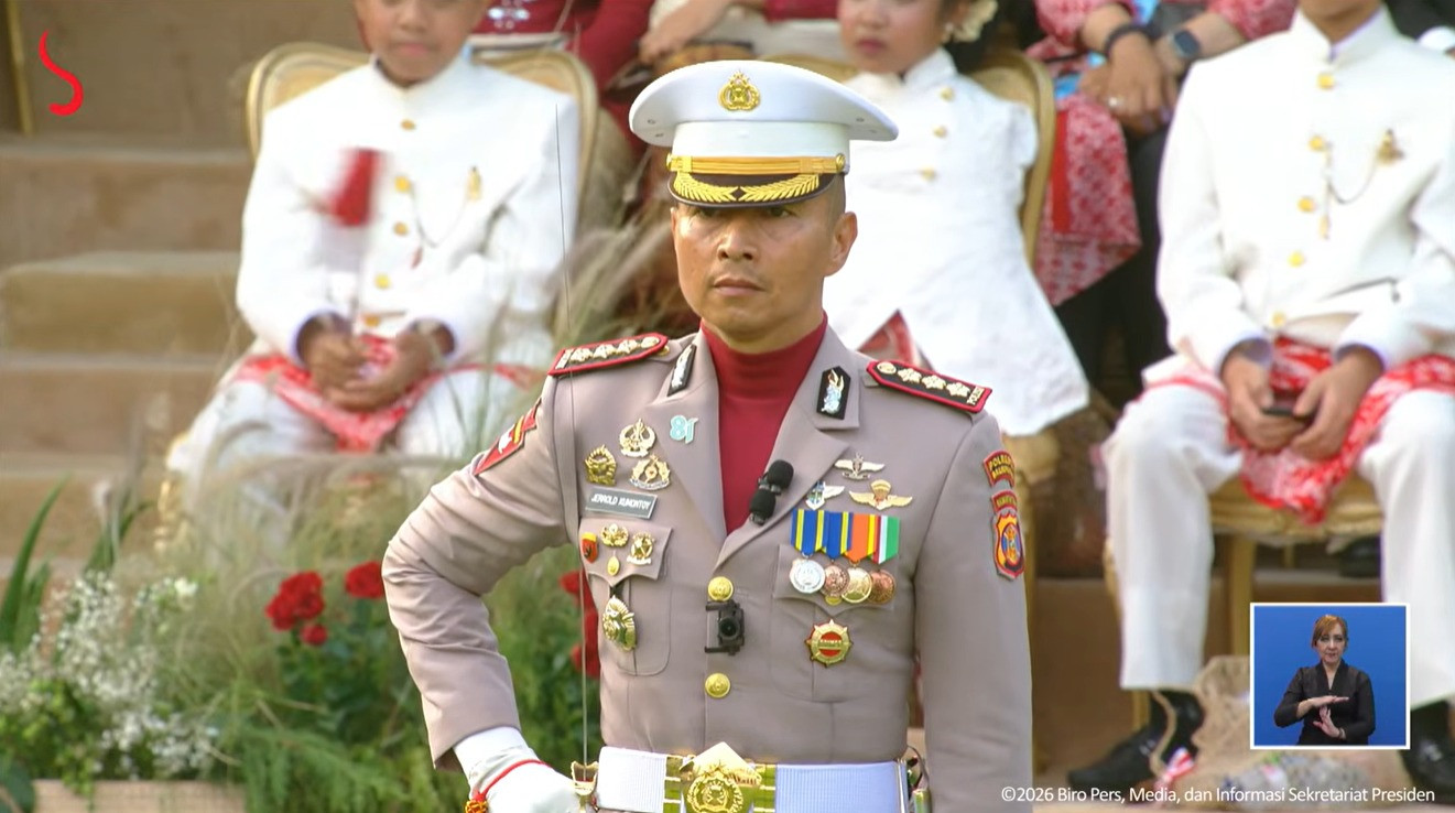 Presiden Puji Tertibnya Upacara Penurunan Bendera, Danup Diminta Langsung Menghadap
