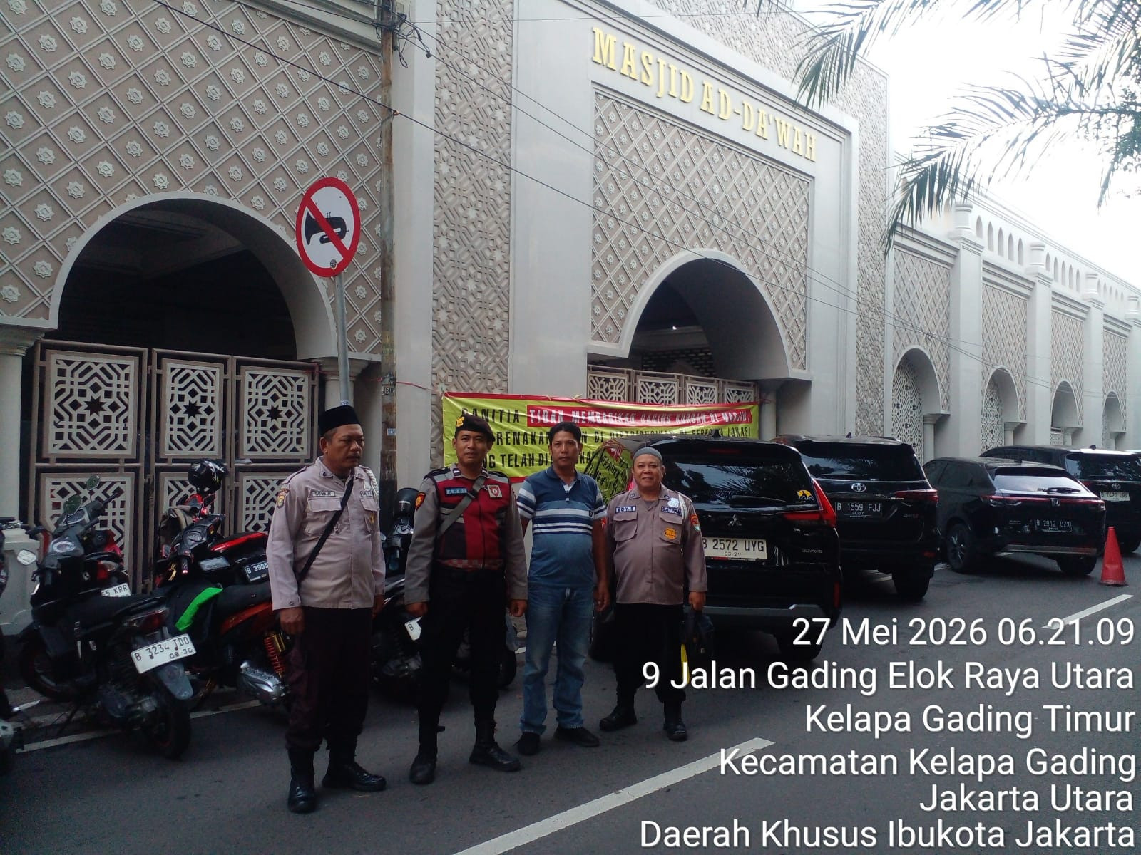 Polsek Kelapa Gading Pastikan Sholat Idul Adha 1447 H Berjalan Aman dan Kondusif