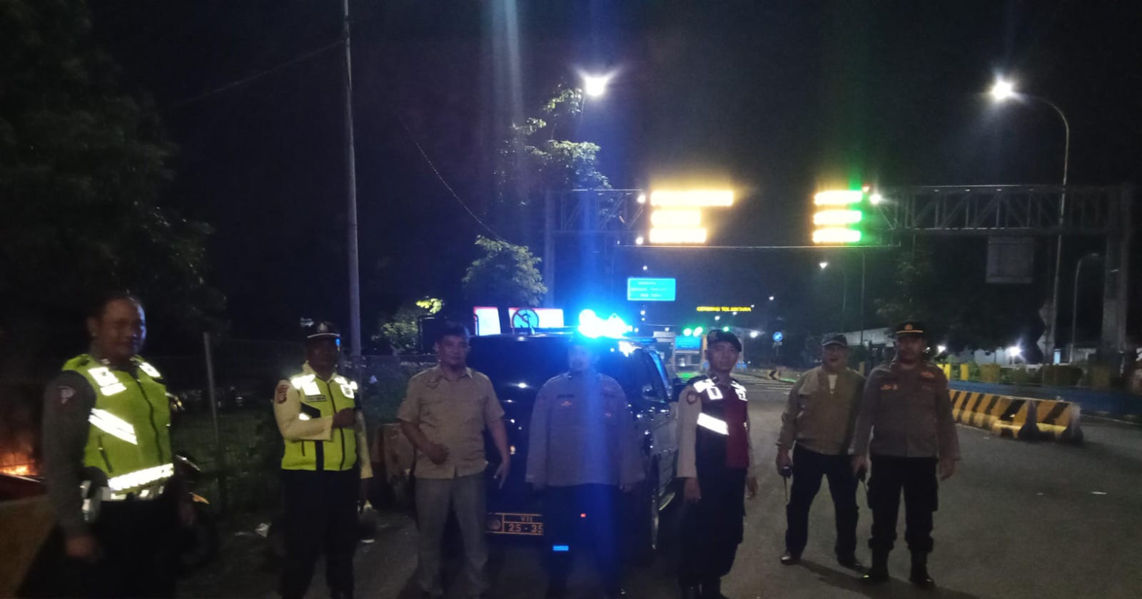 Cegah Aksi Tawuran Polsek Bekasi Barat Patroli Malam Pertama Ramadhan