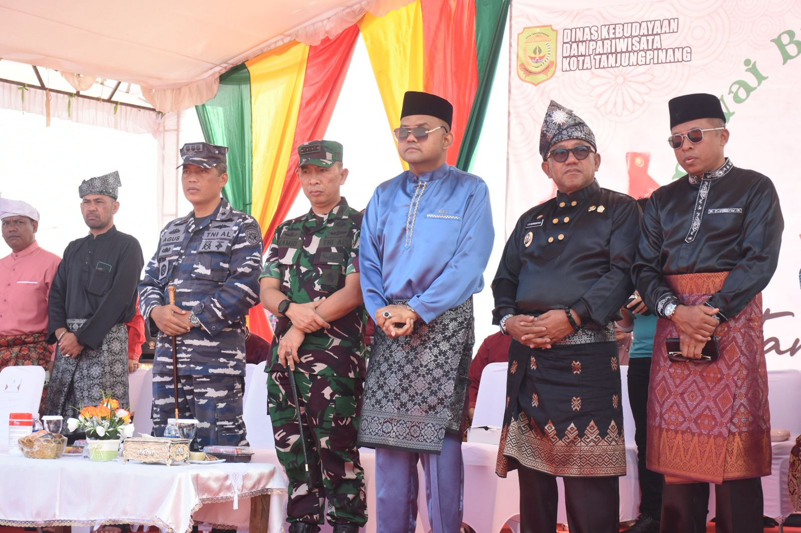 Danlanal Bintan Hadiri Pawai Budaya Kota Tanjungpinang