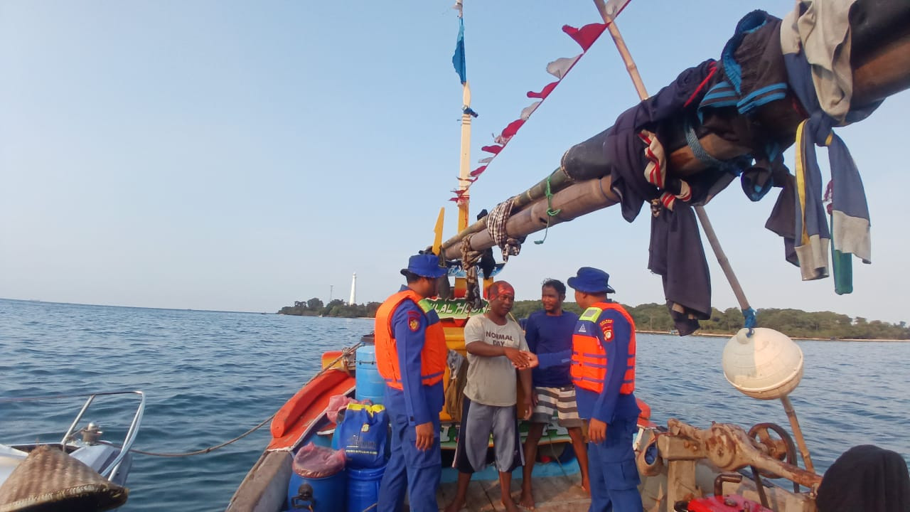 Patroli Satpolairud Polres Kepulauan Seribu Perketat Pengawasan Laut, Tegaskan Pentingnya Keselamatan dan Layanan Darurat 110
