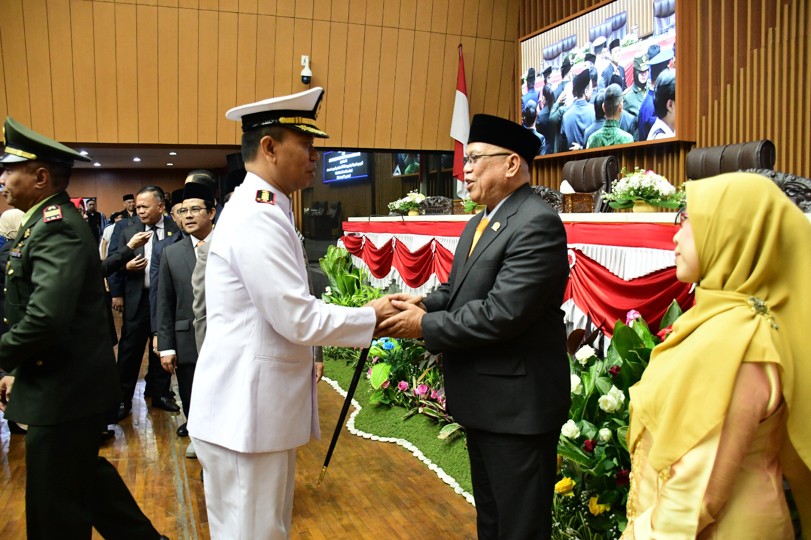 Komandan Lanal Bandung Hadiri Rapat Paripurna Pengucapan Sumpah/Janji Anggota DPRD Kota Bandung Masa Jabatan Tahun 2024-2029