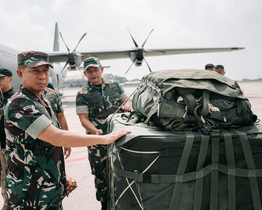 Panglima TNI Kirim Pasukan Terpilih Bantu Penyaluran Makanan Ditengah Gempuran  Rudal  Israel di Gaza