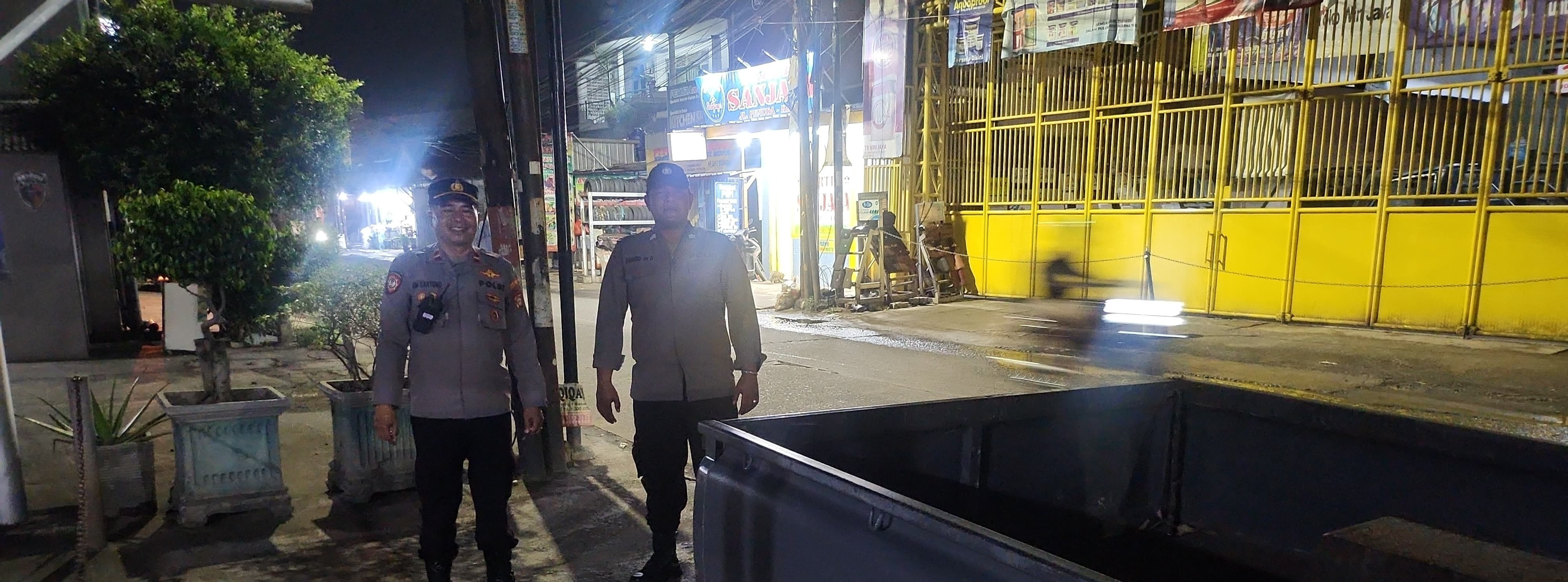 Polsek Bekasi Barat Intensifkan Patroli Malam Panjang, Antisipasi Gangguan Kamtibmas