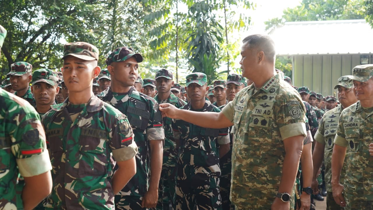 Wapang TNI Tinjau Yonif TP 899/BSG dan Pembangunan Koperasi Merah Putih di Wilayah Kodam Jaya