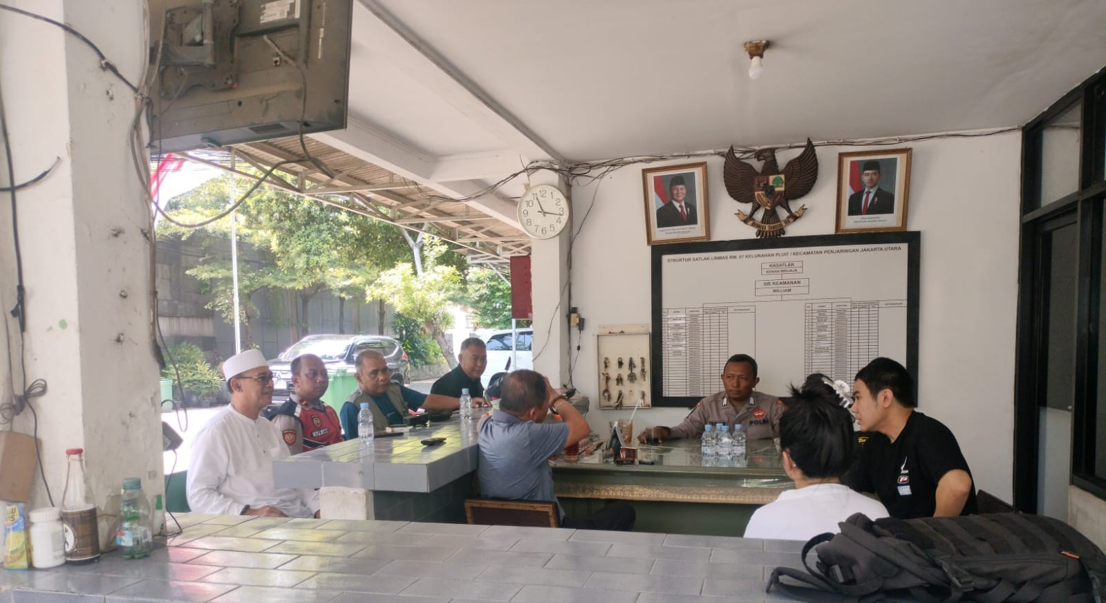 Jaga Jakarta, Polisi Intensifkan Patroli Sambang Dialogis di Wilayah Pluit