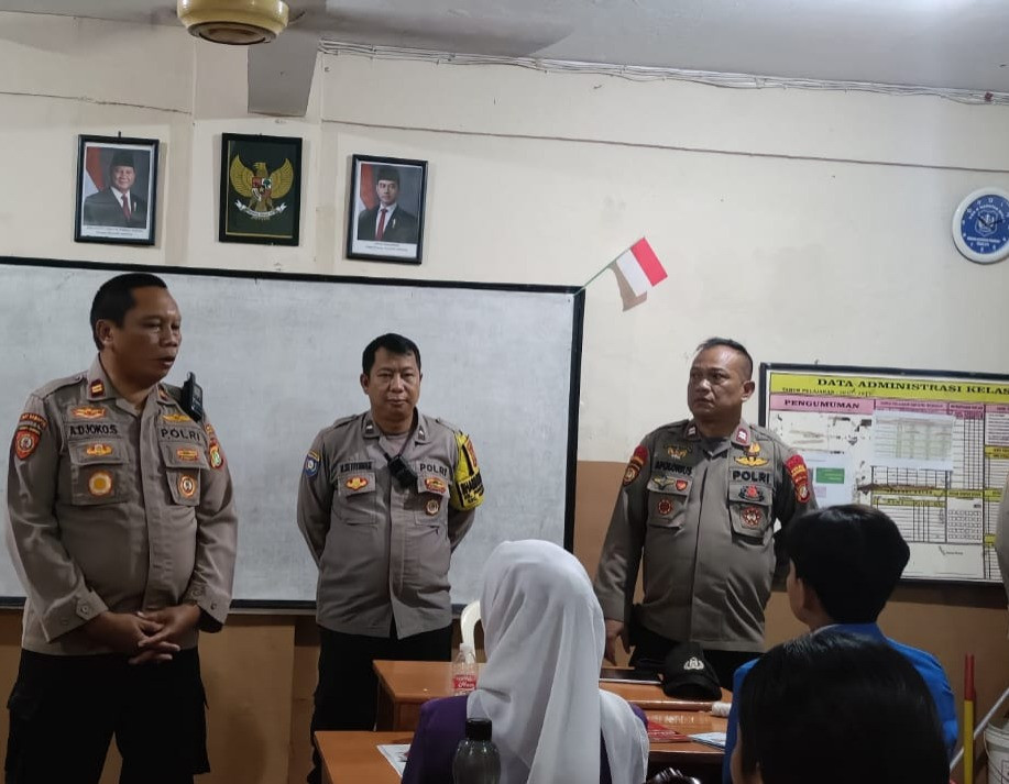 Polsek Pademangan Gelar Police Go To School, Sosialisasi Bahaya Narkoba ke Pelajar SMK Harapan Mulia