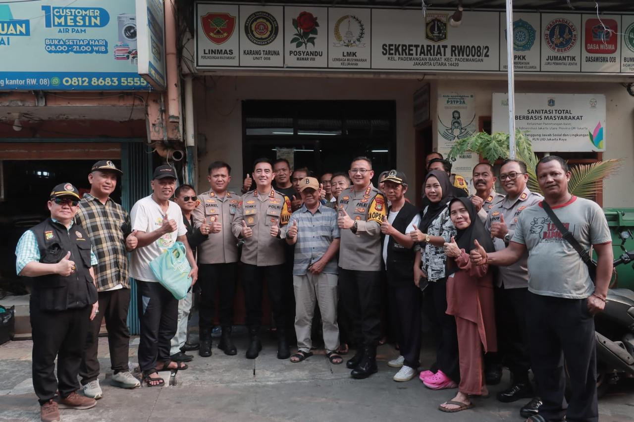 Kapolres Metro Jakarta Utara Gelar "Jaga Jakarta On The Spot" di Pademangan, Serap  Aspirasi Warga dan Salurkan Bantuan Sembako