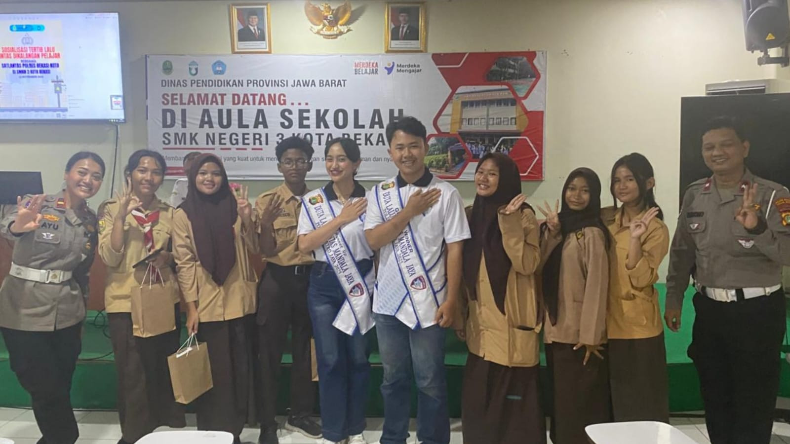 Polres Metro Bekasi Kota Gelar Police Goes To School di SMKN 3 Kota Bekasi
