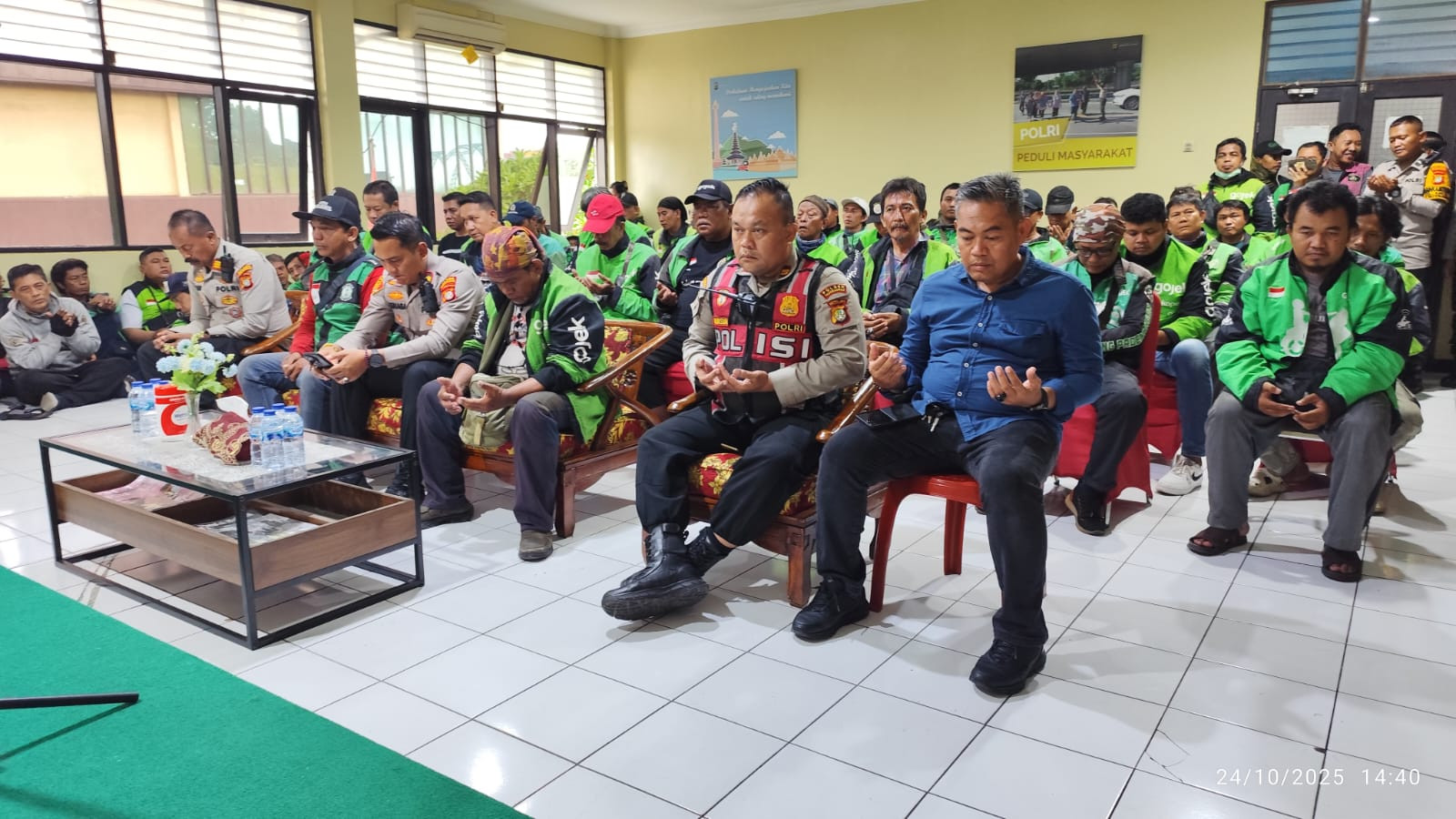 Kapolsek Pademangan Gelar Silaturahmi dengan Komunitas Ojol, Perkuat Sinergi Kamtibmas di Wilayah