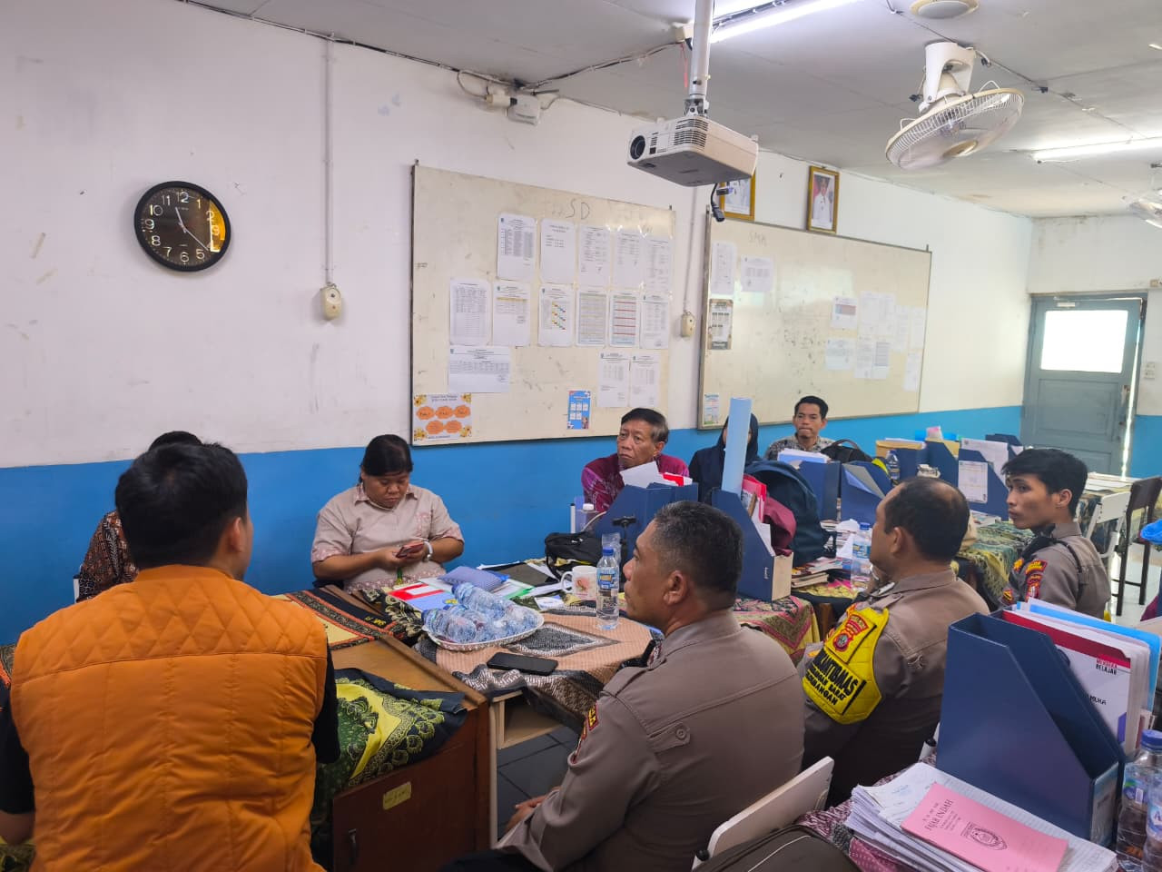 Polsek Pademangan Gelar Program Police Goes to School, Ajak Pelajar Cegah Bullying dan Kenakalan Remaja