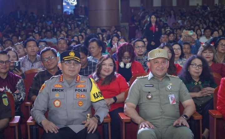 Kapolres Metro Jakarta Utara dan Forkopimko Pastikan Keamanan Ibadah Natal di Gereja GBI Mawar Saron Kelapa Gading