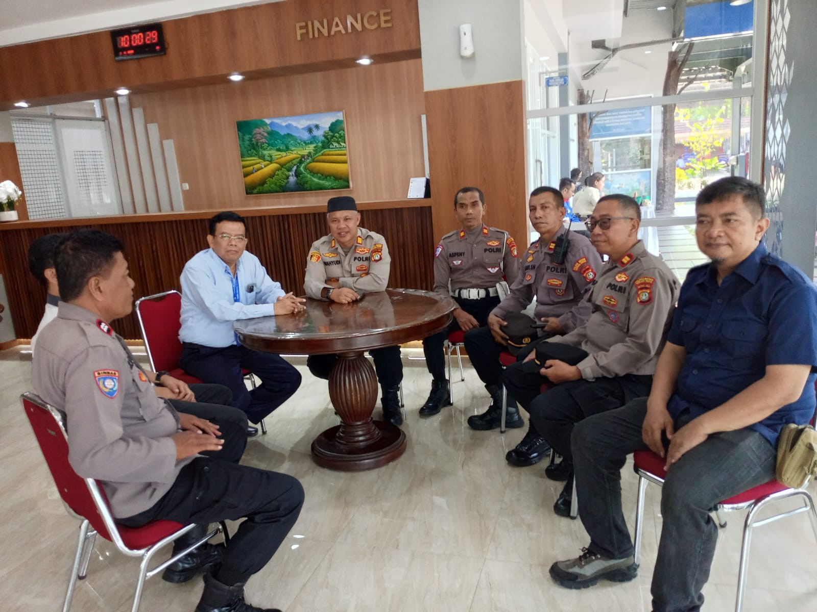 Ciptakan Rasa Aman, Polsek Bekasi Barat Lakukan Pengecekan dan Pengamanan di Sekolah Global Prestasi