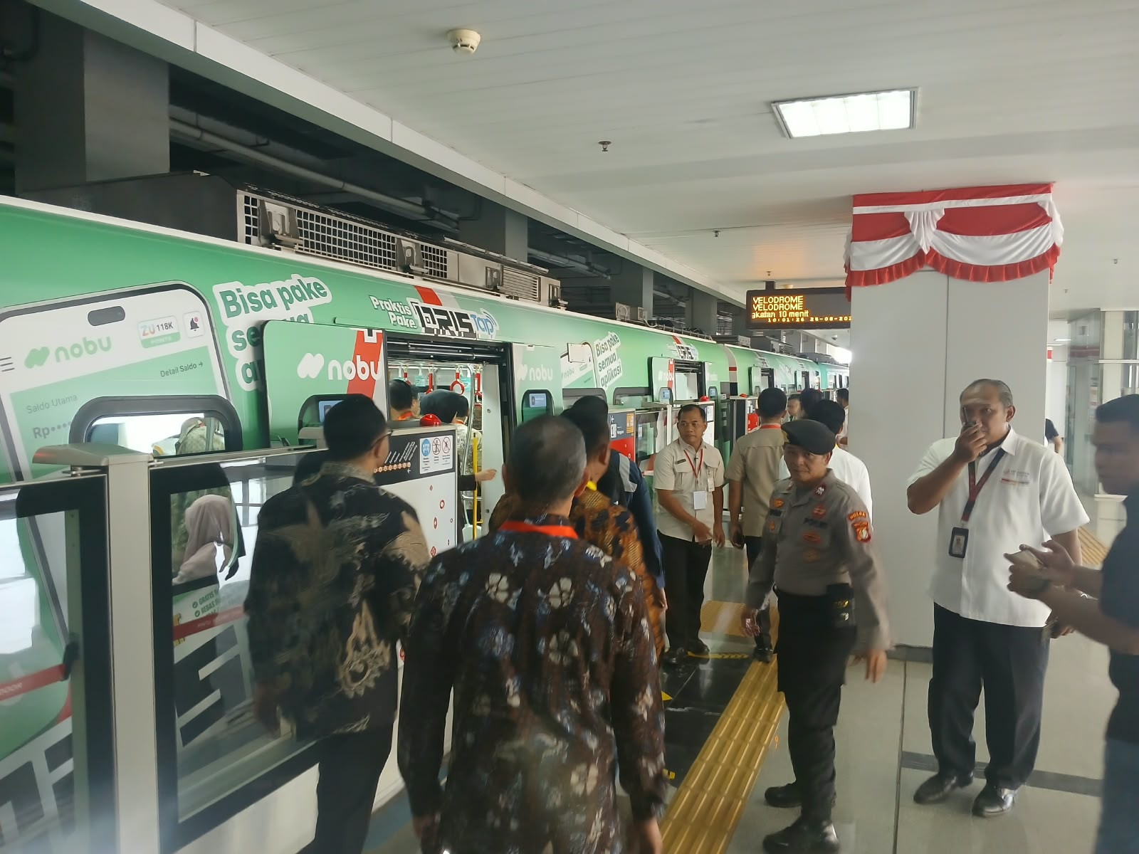 Polsek Kelapa Gading Perketat Pengamanan, Gubernur DKI Tinjau Kesiapan LRT Kelapa Gading–Manggarai