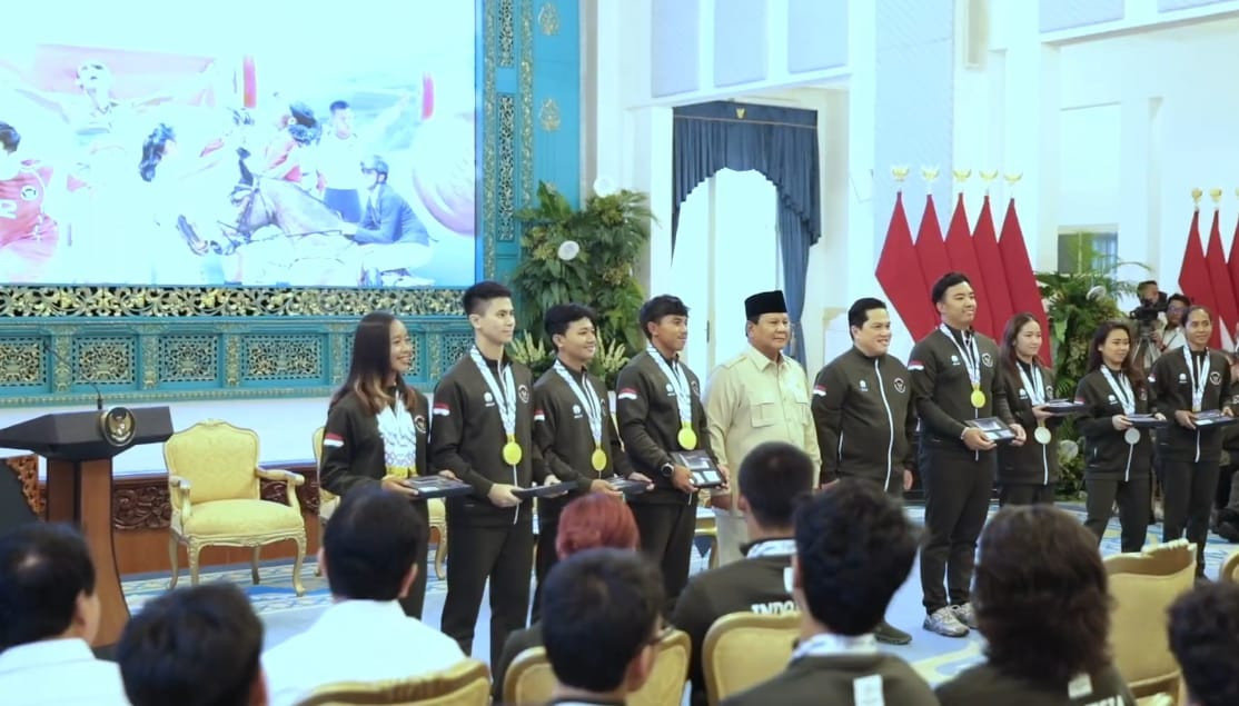 Beri Bonus ke Atlet SEA Games, Prabowo: Gunakan untuk Tabungan Masa Depan