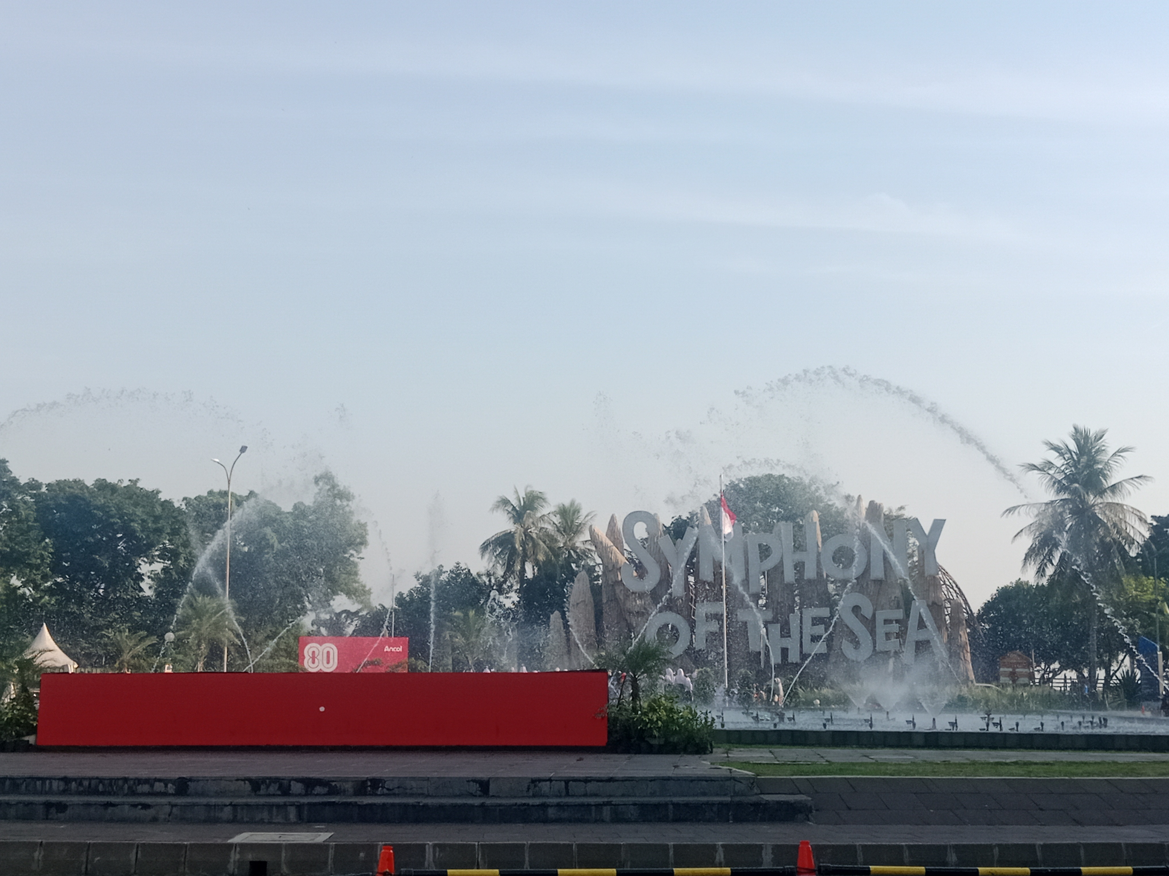 Pesona HUT RI ke-80, Air Mancur dan Sang Merah Putih Hiasi Langit Ancol