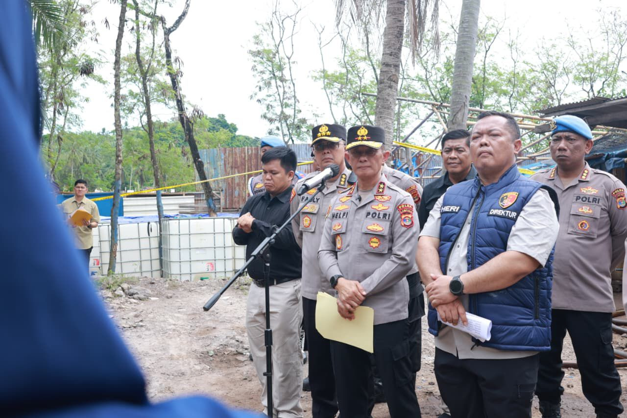 Polda Lampung Berhasil Bongkar Sindikat Penimbunan BBM Ilegal di Pesawaran, Potensi Kerugian Negara Capai Ratusan Miliar