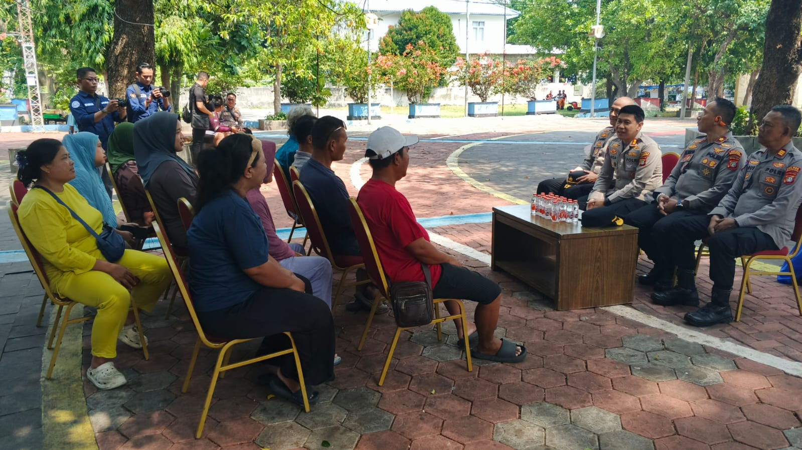 Kapolres Kepulauan Seribu Gelar Jumat Curhat dan Jaga Jakarta On The Spot di Pulau Tidung, Ajak Warga Aktif Jaga Kamtibmas