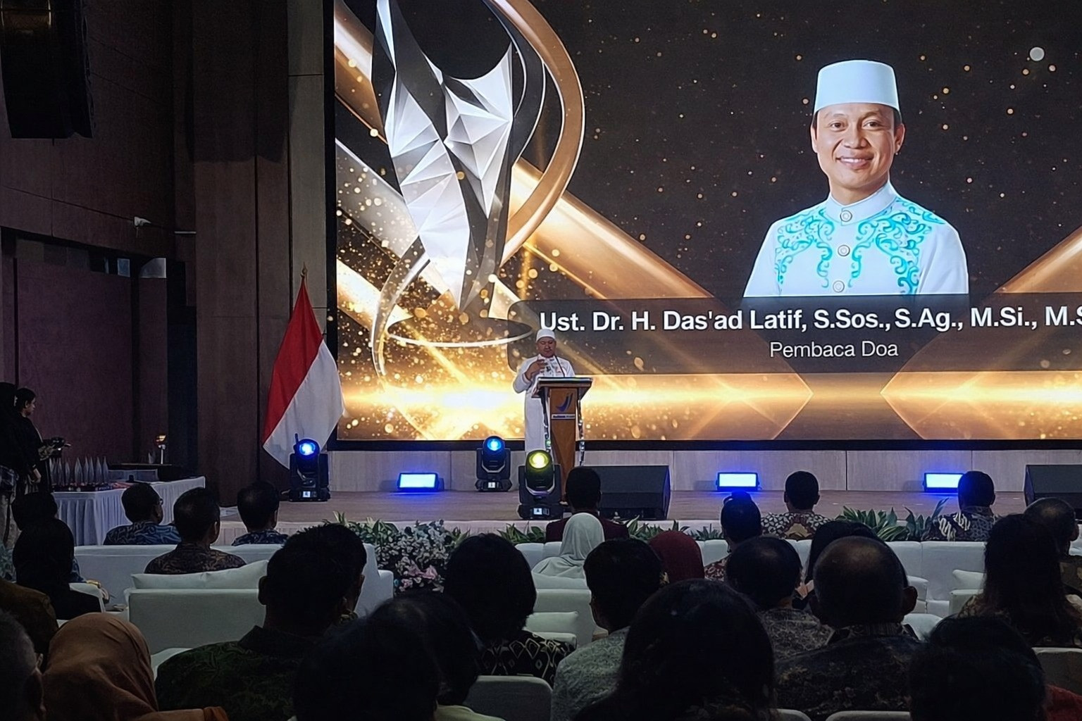 Polri Terima Penghargaan Khusus di Puncak HUT ke-25 BPOM RI, Apresiasi Sinergi Pengawasan Obat dan Makanan