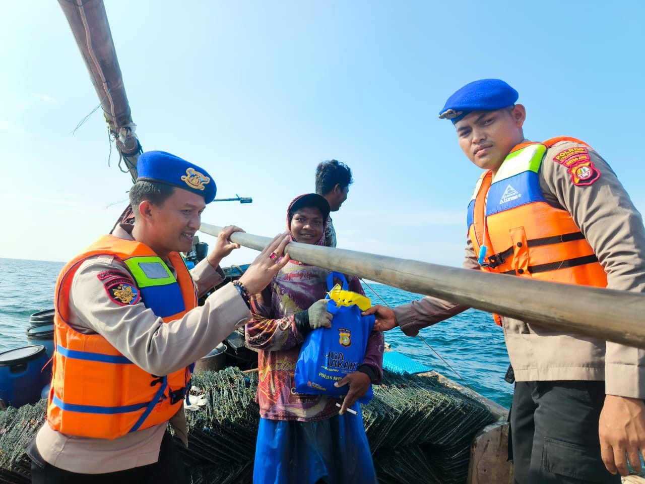 Patroli Dialogis Laut Satpolairud Kepulauan Seribu Perkuat Antisipasi Kejahatan, Imbau Nelayan Cegah dan Laporkan 3C