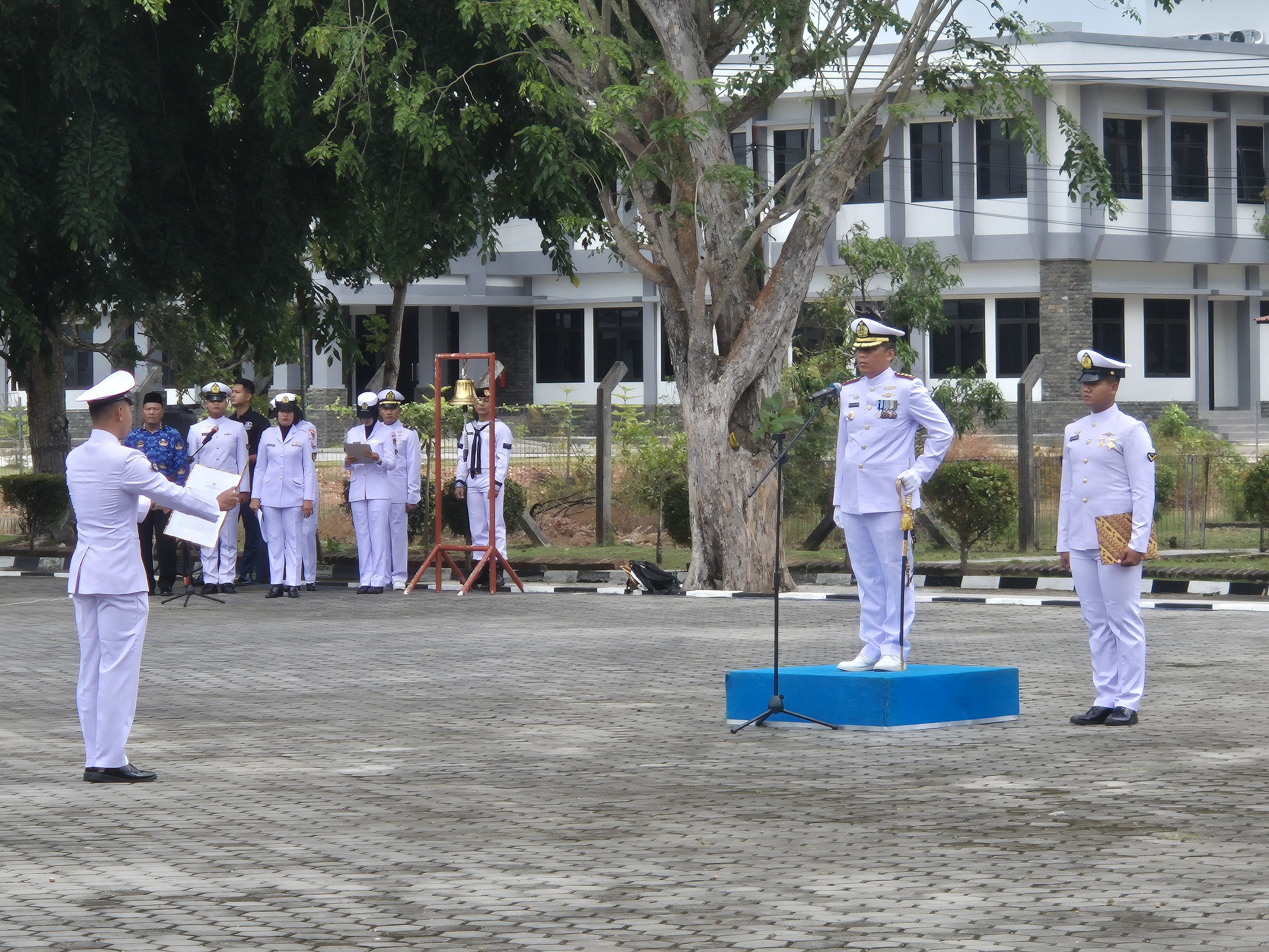 Teladani Jiwa Patriotisme Para Pahlawan, Prajurit Lanal Bintan Ikuti Upacara Hari Pahlawan
