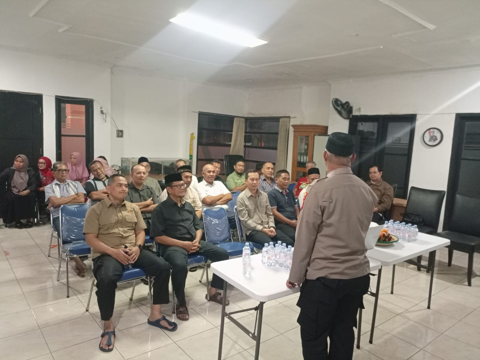 Jalin Silaturahmi, Kapolsek Bekasi Barat Hadiri Halal Bihalal Bersama Tokoh Masyarakat Kotabaru