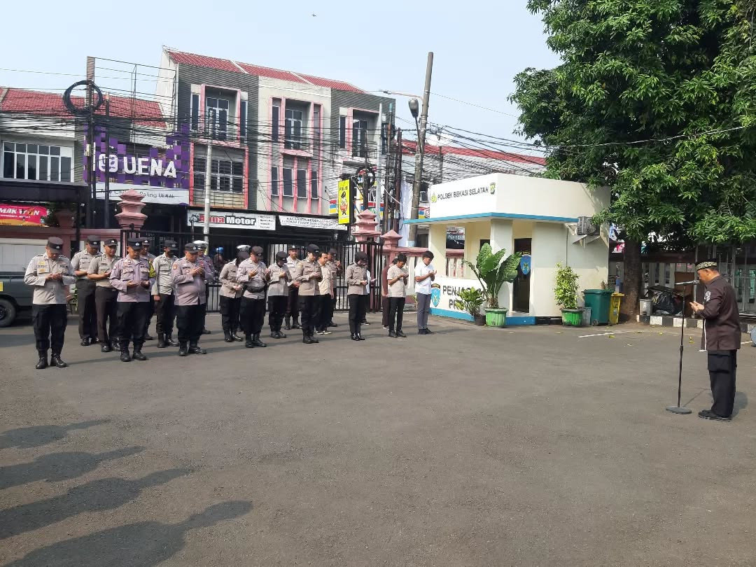 Binrohtal di Polsek Bekasi Selatan: Merangkai Keluarga Bahagia, Menjadi Polisi Profesional