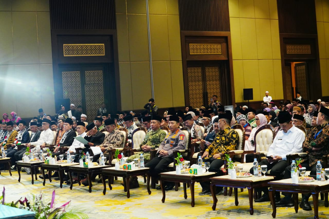 Panglima TNI Hadiri Silaturahmi Nasional Ormas Islam dan Halal Bihalal Idul Fitri 1447 H MUI