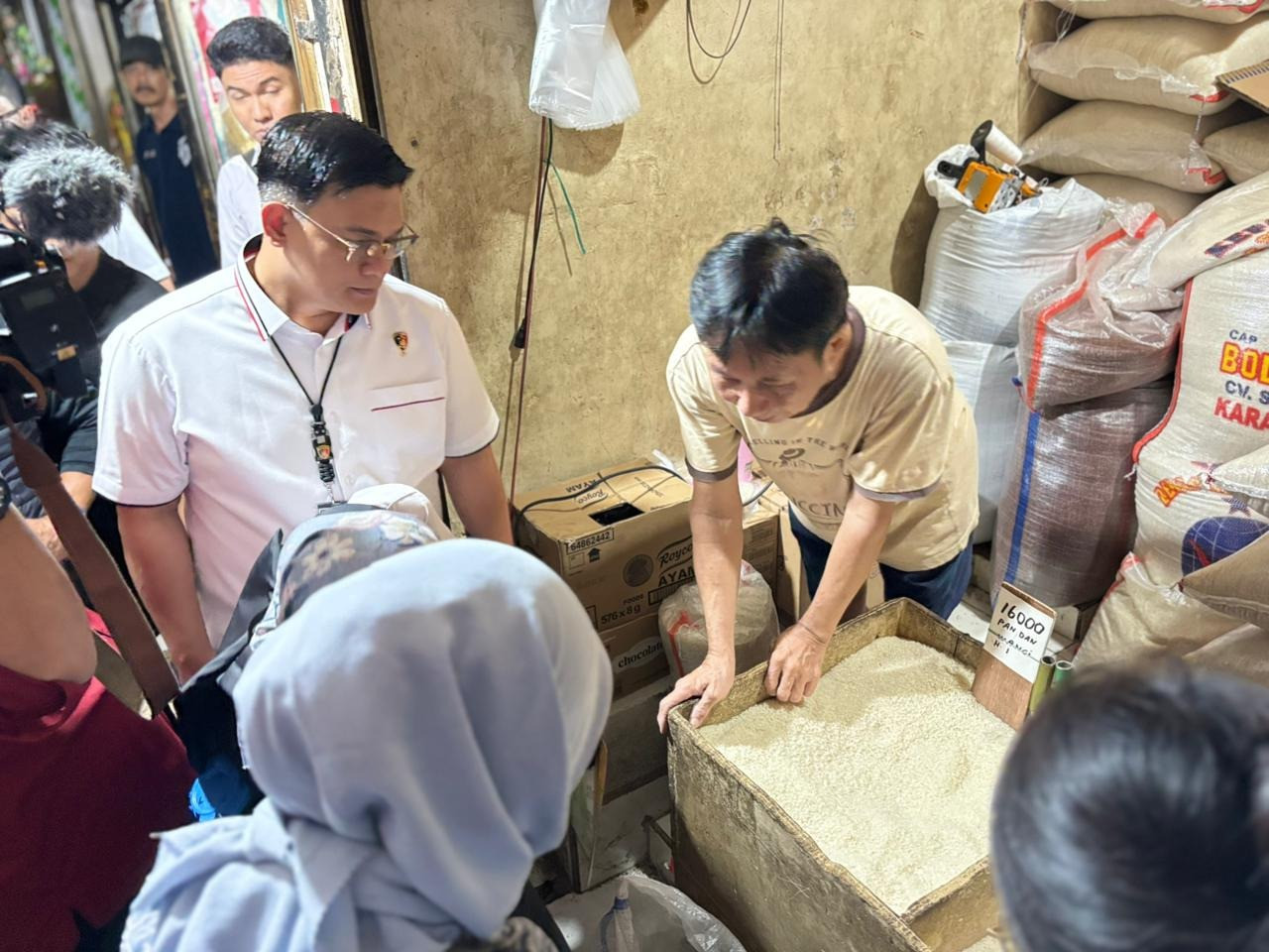 Satgas Pengendalian Harga Beras Polda Metro Jaya Turun ke Pasar Warung Buncit, Brigjen Pol Ade Safri: Pastikan Harga Sesuai HET
