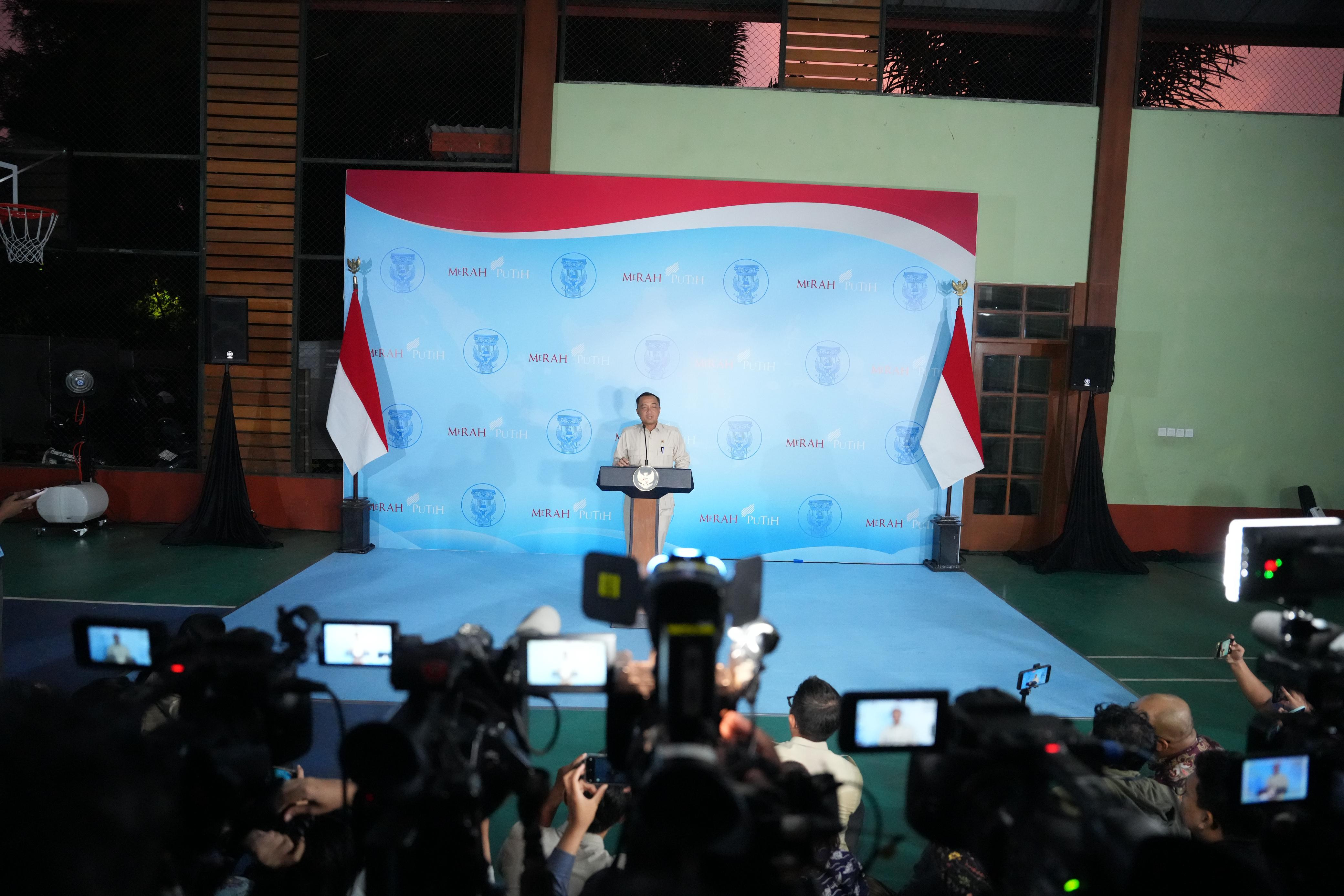 Prabowo Minta Disiplin Prosedur Ditingkatkan untuk Makan Bergizi Gratis