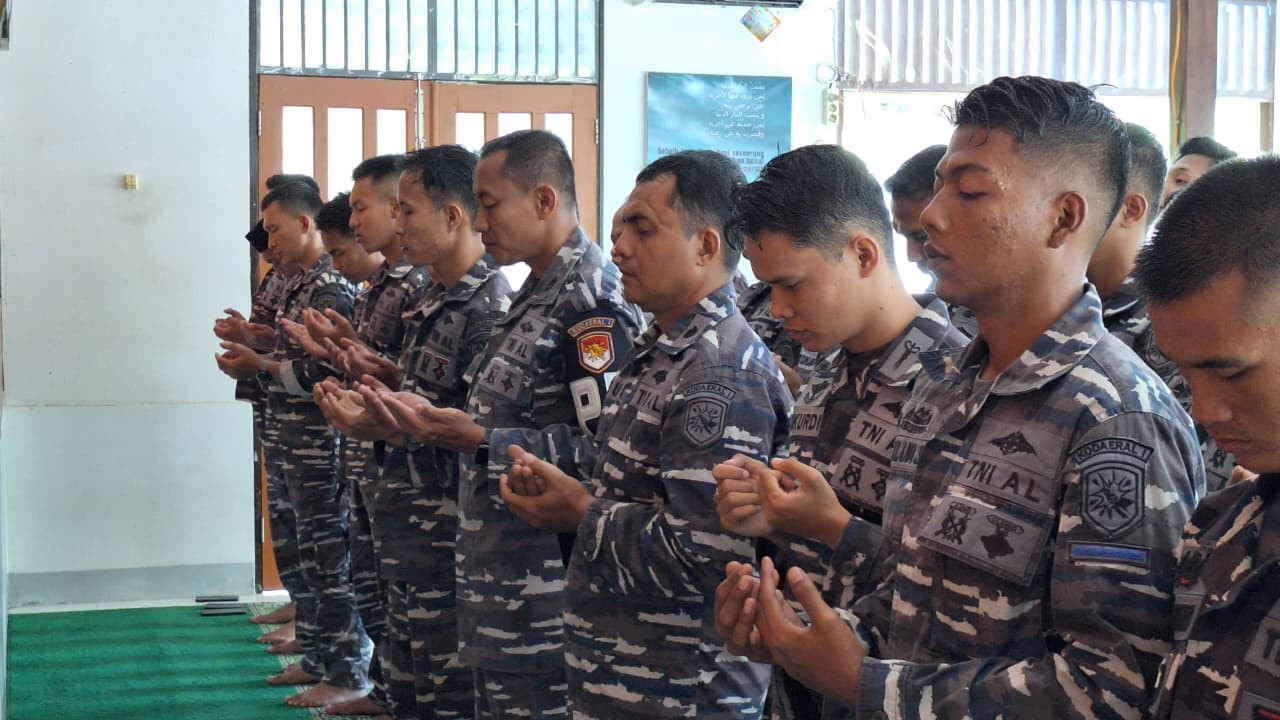 Lanal Simeulue Gelar Sholat Gaib dan Doa Bersama Untuk Prajurit Yonif IX Marinir