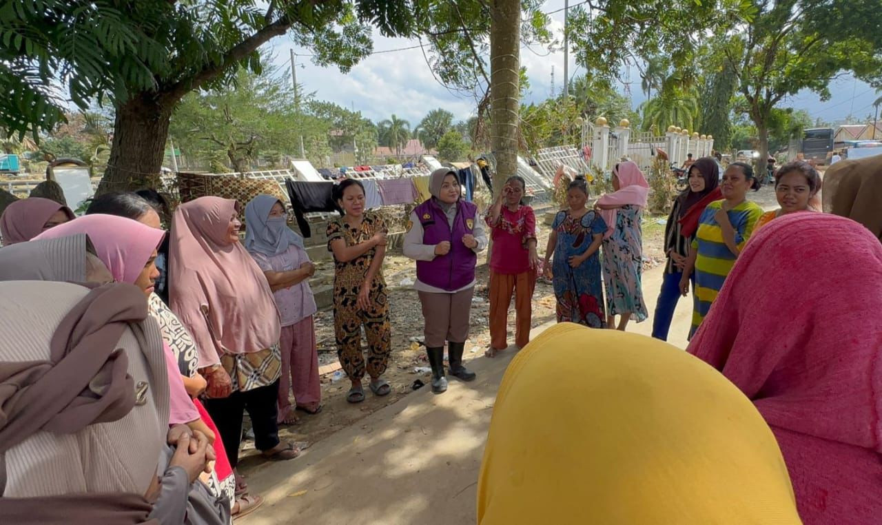 Tim Trauma Healing Polri Beri Dukungan Psikososial bagi Korban Banjir di Aceh Tamiang