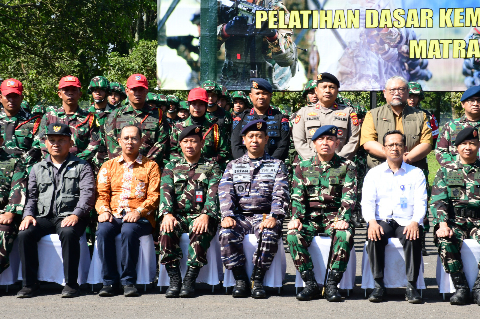Komandan Lanal Bandung Hadiri Upacara Pembukaan Pelatihan Dasar Militer Komcad Matra Udara TA. 2025