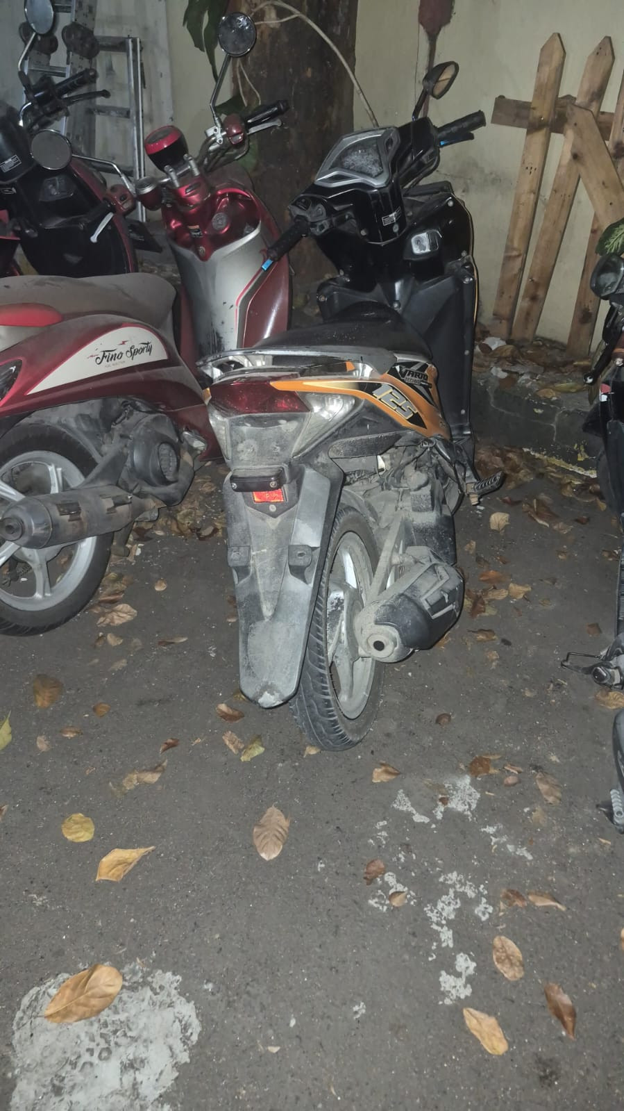 Puluhan Pelajar Kabur, Polisi Temukan 8 Celurit di Komplek Kehakiman Tangerang
