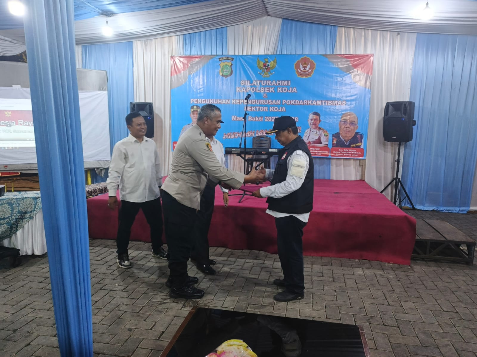 Kapolsek Koja Kukuhkan Pengurus Baru Pokdarkamtibmas, Ajak Warga Perkuat Gerakan “ Jaga Jakarta, Jaga Lingkungan, Jaga Warga”