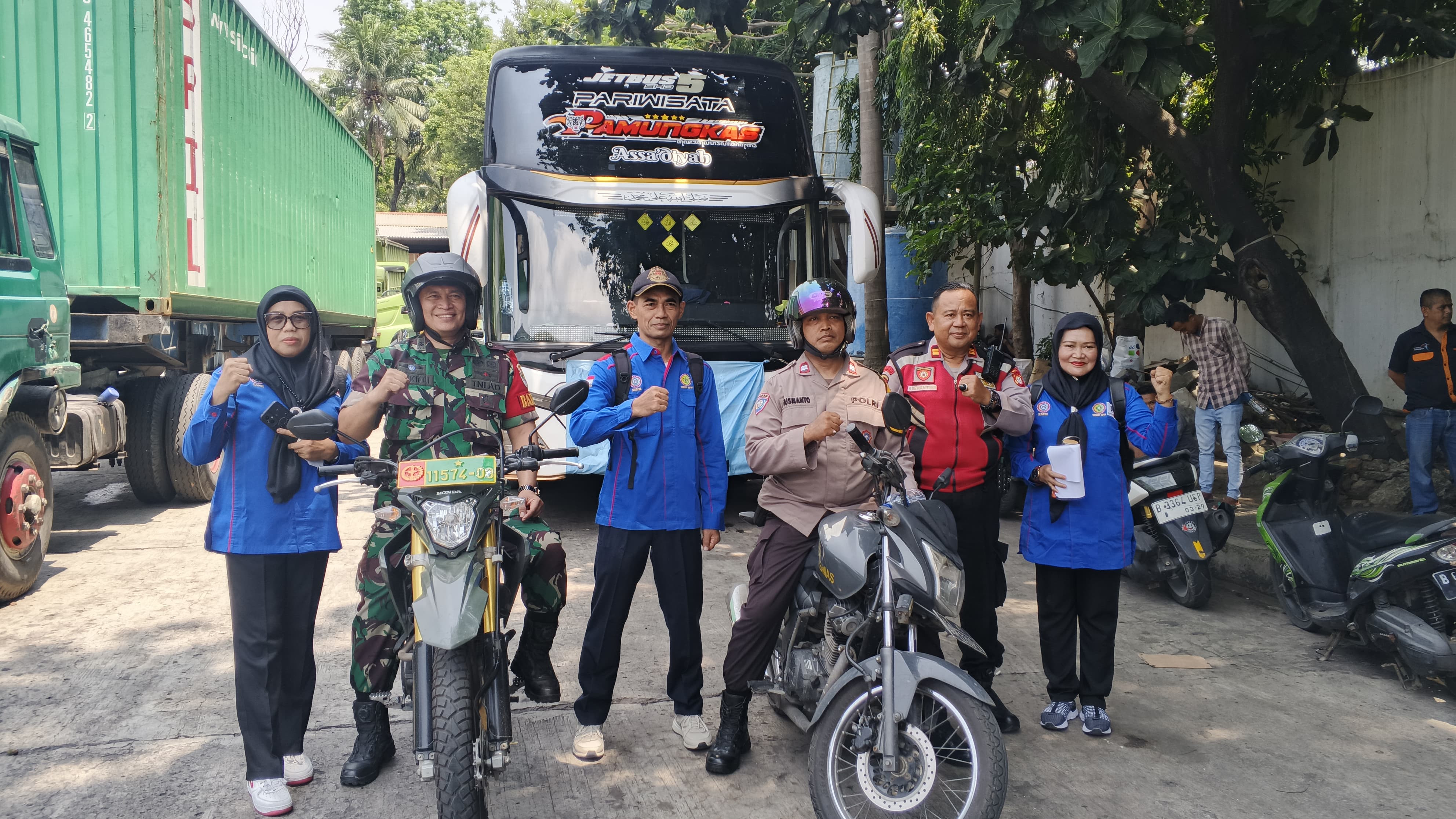 Pengawalan Kegiatan Keberangkatan Massa Buruh PT. Cahaya Perdana Plastik ke Jababeka Bekasi
