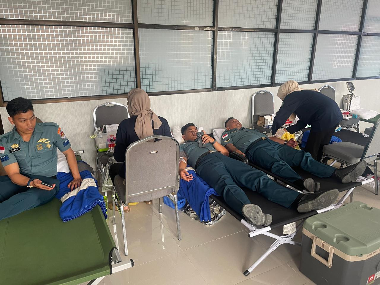 Prajurit Lanal Bintan Donorkan DarahUntuk Kemanusiaan, Tunjukkan Sinergi dan Kepedulian Sosial Yang Nyata