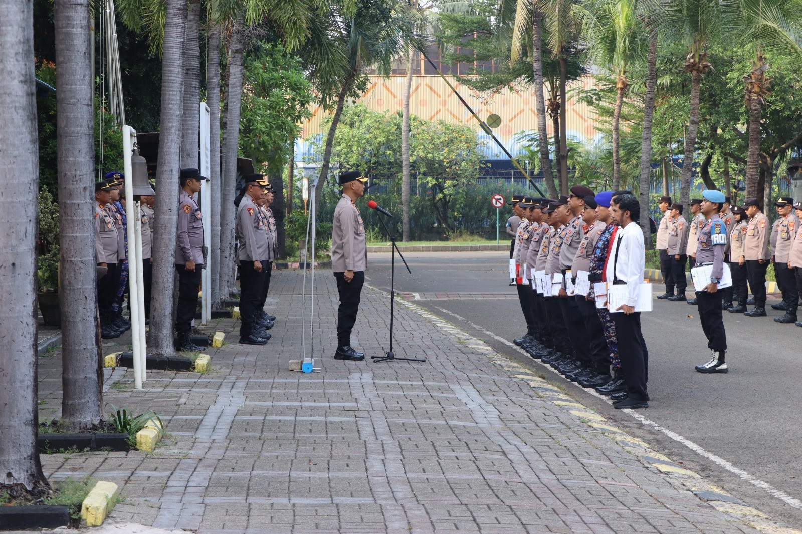 Apel Pagi Polres Kepulauan Seribu, Wakapolres Tekankan Disiplin dan Kesiapan Hadapi Bulan Qurban