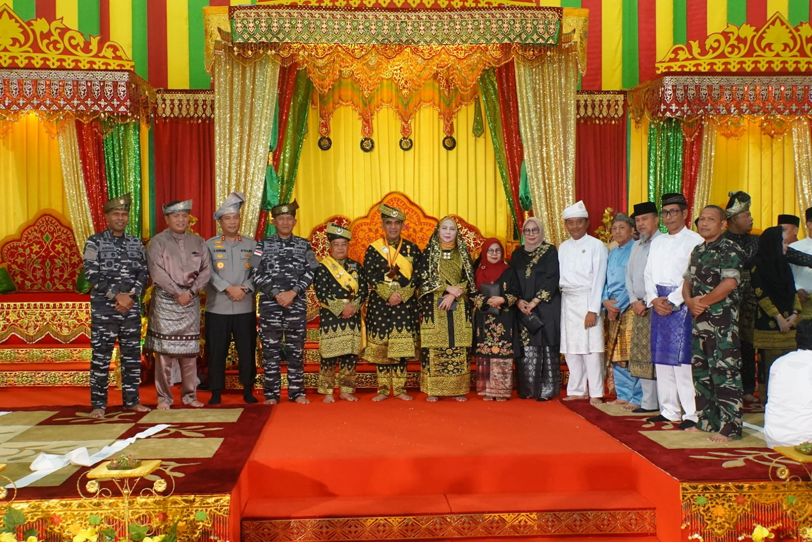 Danlanal Bintan Turut Hadiri Acara Penganugerahan Gelar Kebesaran Adat Kepri