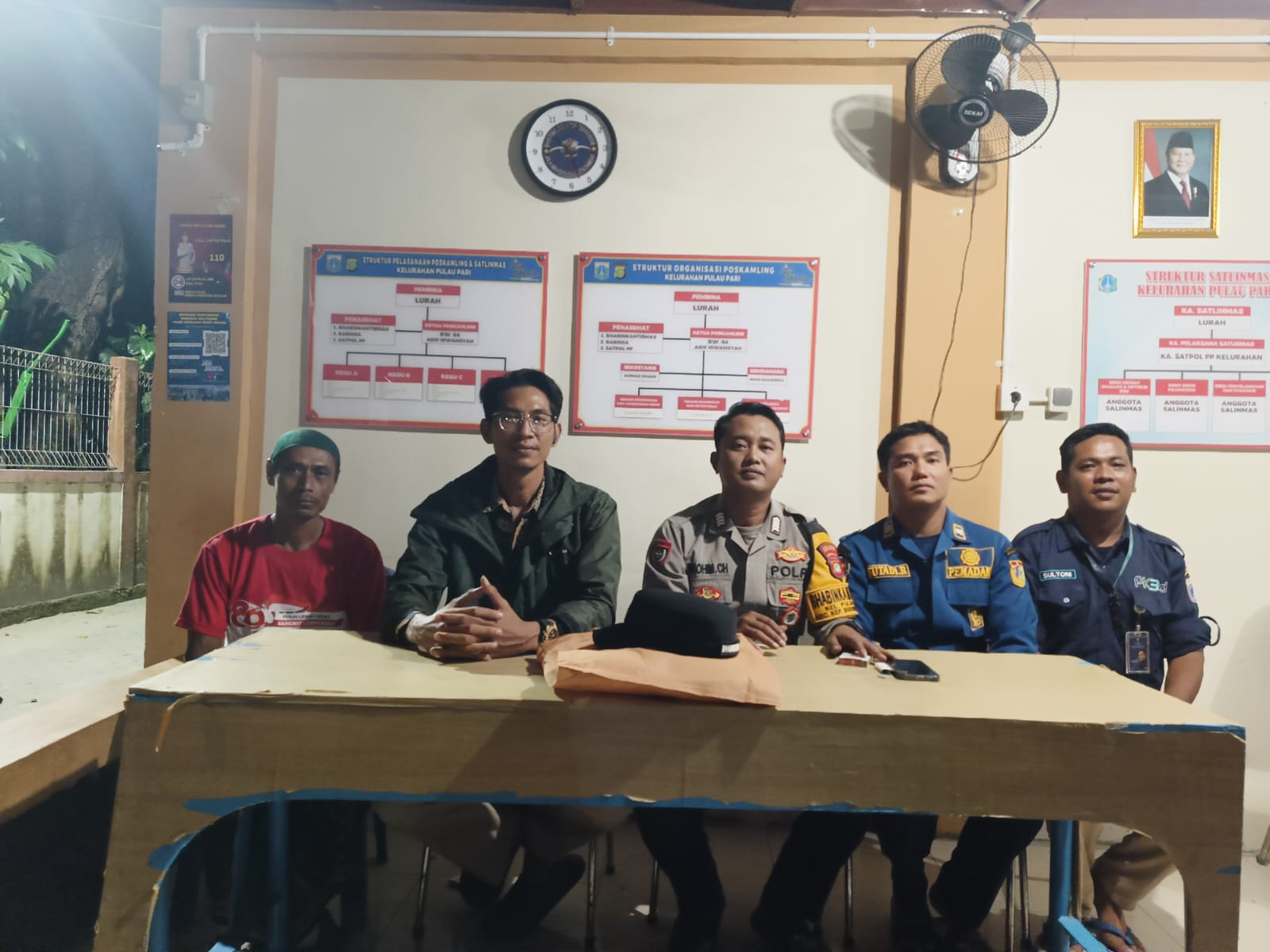 Patroli Malam Gabungan, Polsek Kepulauan Seribu Selatan Intensifkan Sosialisasi Layanan 110 dan Antisipasi Gangguan Kamtibmas