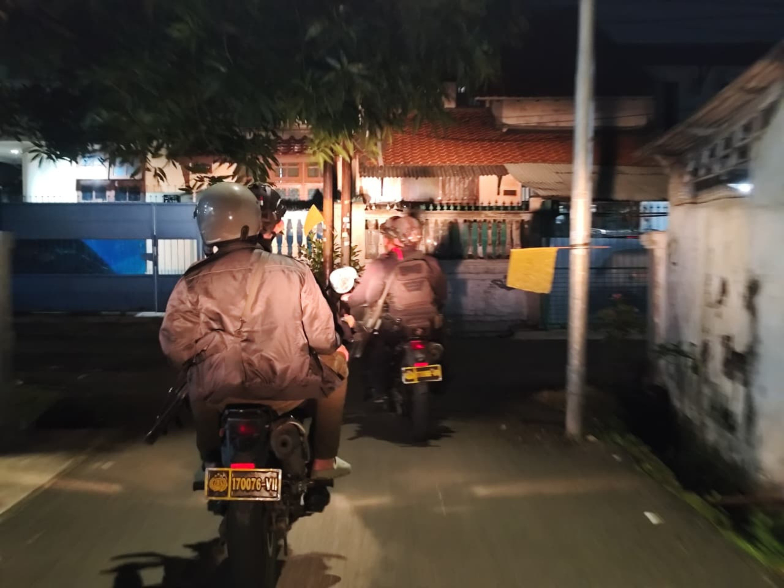 Kehadiran Brimob Polda Metro Jaya di Daerah Rawan Bikin Warga Tenang