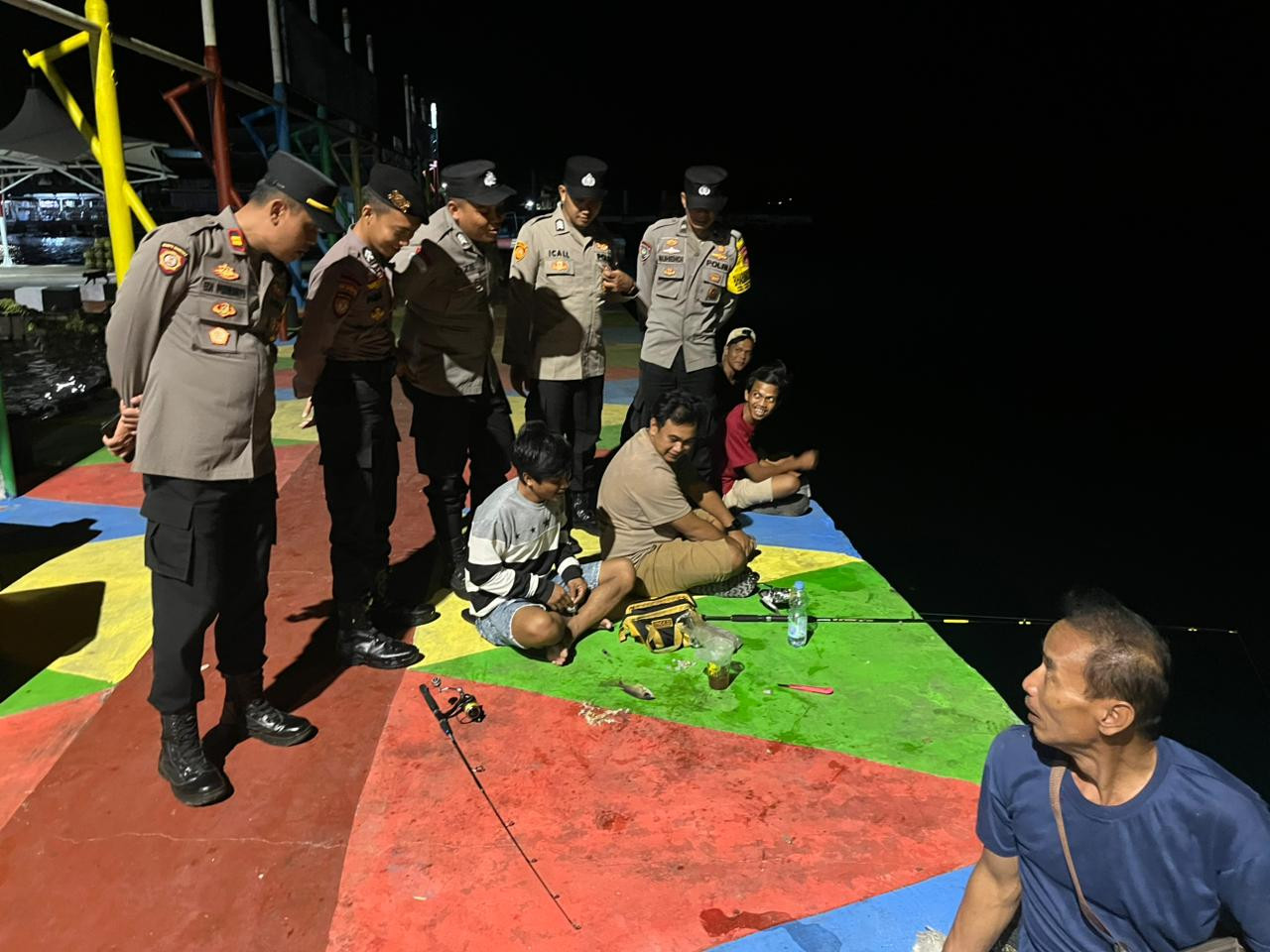 Patroli Malam Ramadhan 1447 H, Polsek Kepulauan Seribu Utara Perkuat Siskamling dan Ajak Warga Sukseskan Ops Ketupat 2026