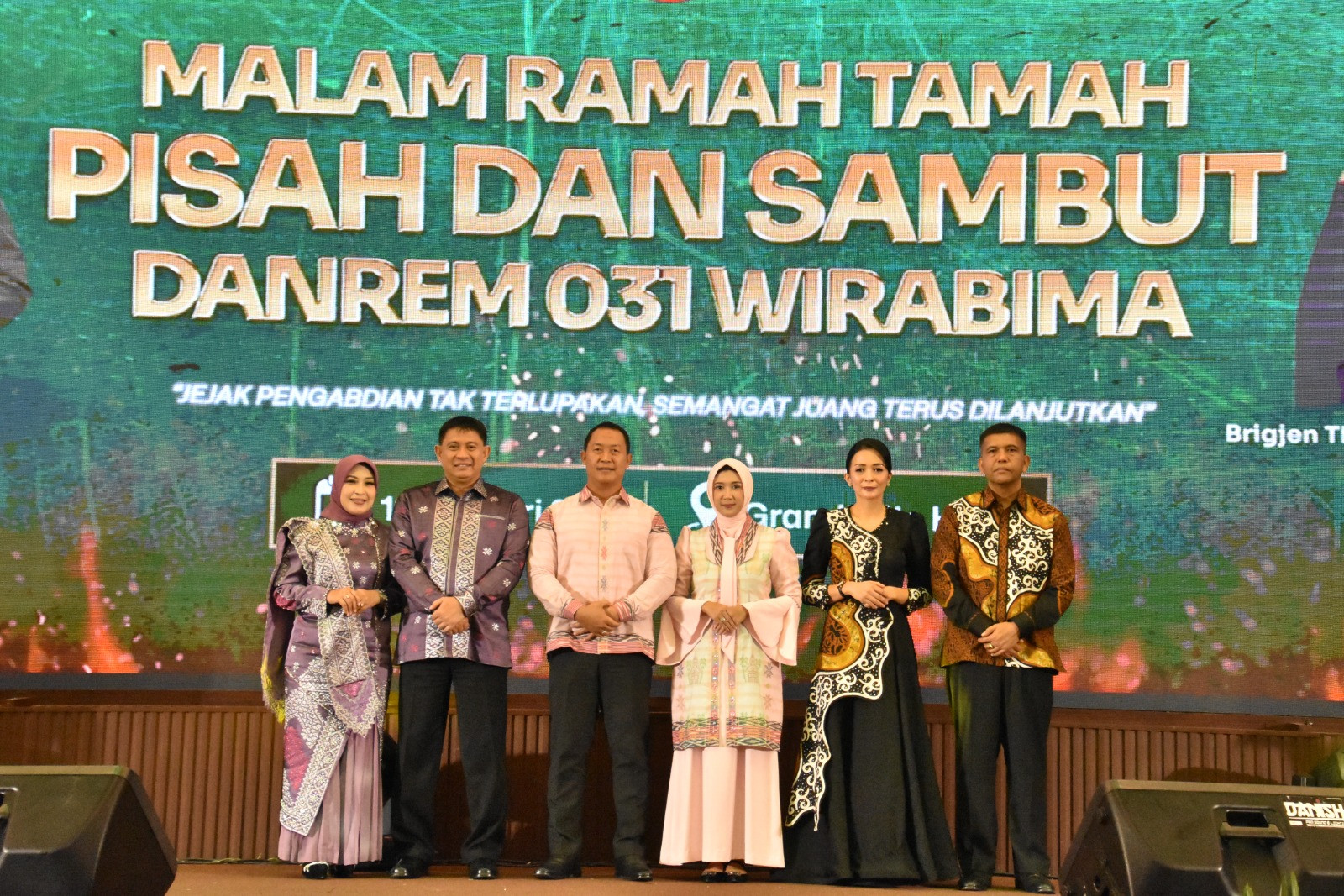 Perkuat Sinergi dan Kebersamaan, Danlanal Dumai Hadiri Malam Pisah Sambut Danrem 031/Wira Bima