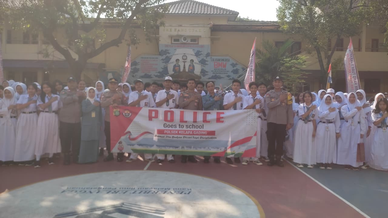 Kapolsek Kelapa Gading Ajak Pelajar SMK Hang Tuah 1 Jadi Polisi bagi Diri Sendiri