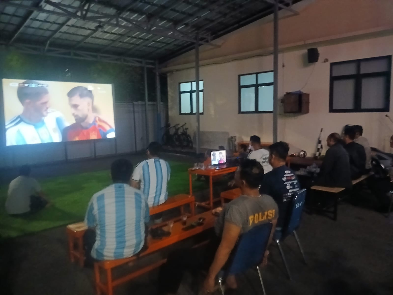Polsek Kelapa Gading Gelar Nobar Final Piala Dunia 2026 Bersama Potmas, Perkuat Sinergi Jaga Kamtibmas